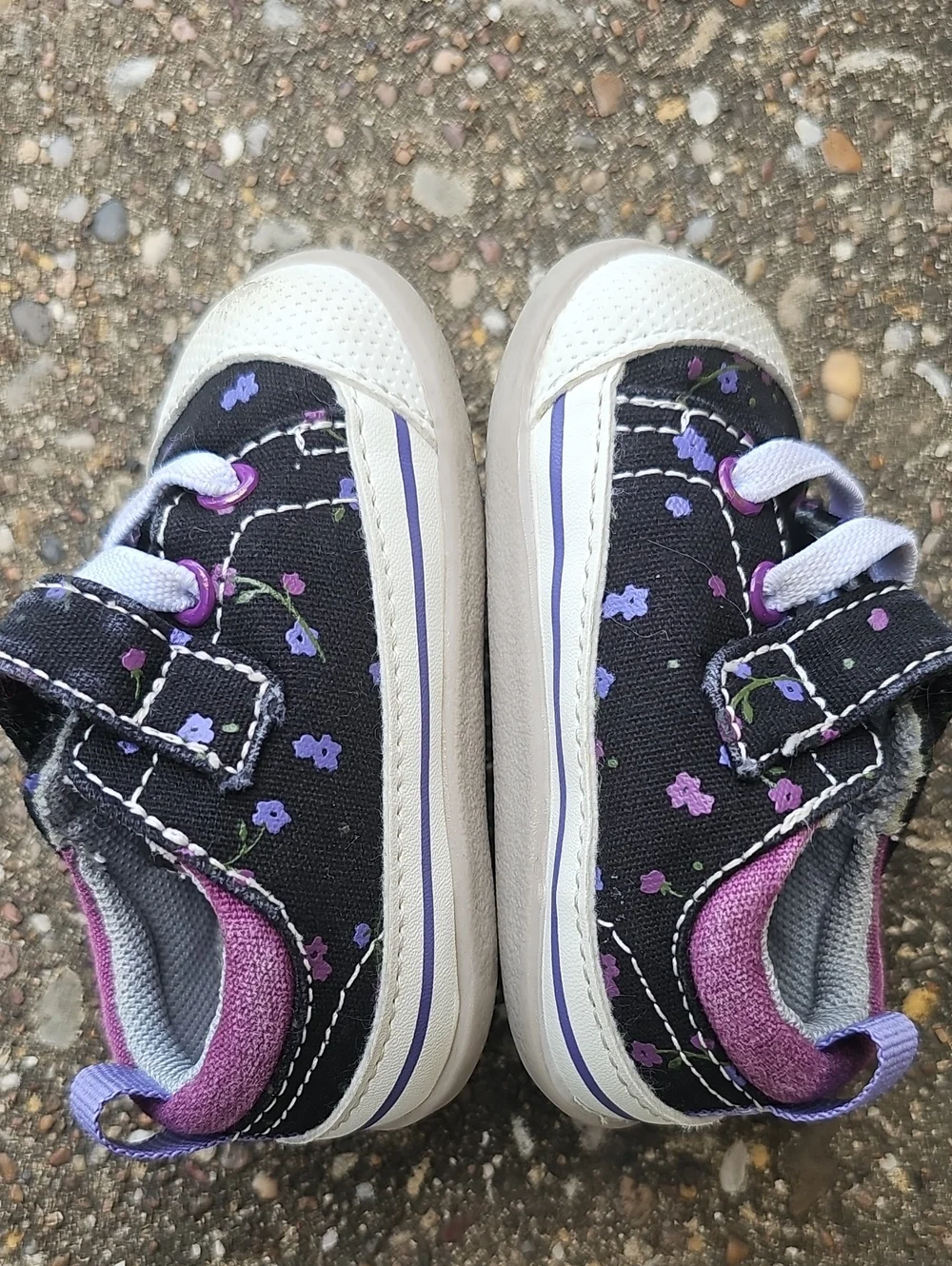 See Kai Run Stevie II Black Floral Casual Soft Sneakers Baby 3 First Walker Shoe